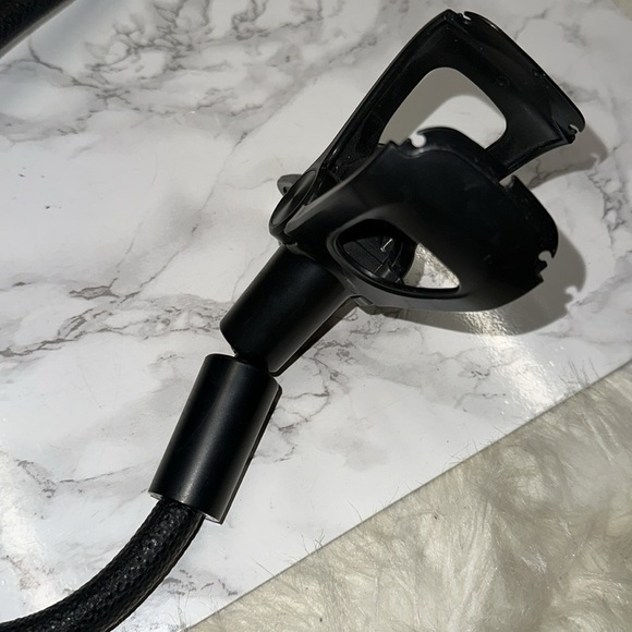 Lamicall flexible gooseneck leather phone holder for bed or desk - Picture 9 of 9